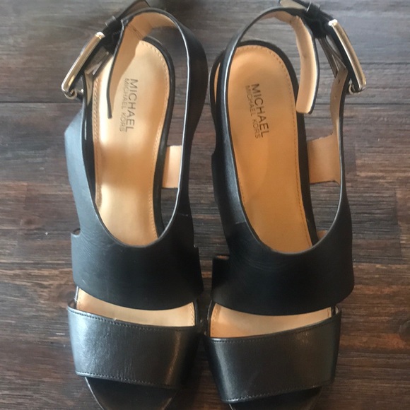 Micheal Kors black, open-toe 4” heels size 10 - Picture 2 of 8